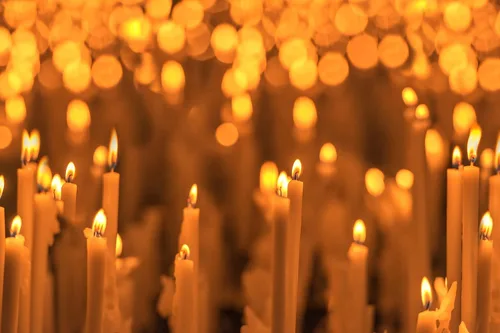 Vista 5 de TALISMAN4U 50 velas cónicas de cera de abejas para iglesia Tierra Santa