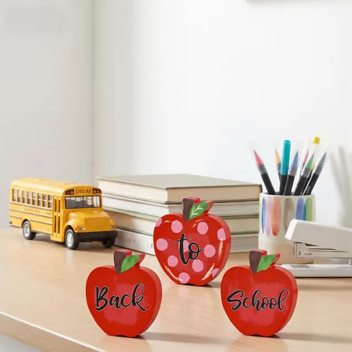 Vista 6 de Decoración de mesa de madera Smile Back to School – Letreros de escritorio «Back to School» de manzana roja – Decoración para el aula y la oficina