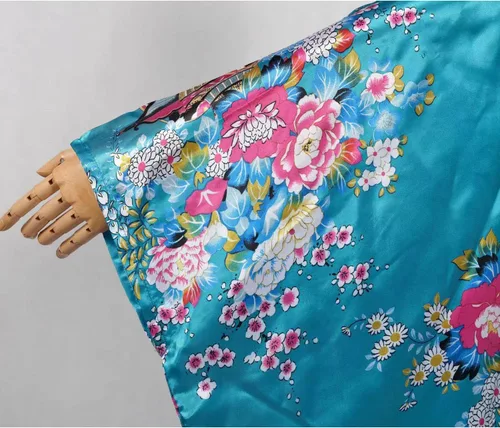 Vista 5 de Disfraz de kimono japonés para mujer, bata tradicional de geisha, bata de baño con estampado de anime, pijama de estilo largo (azul)