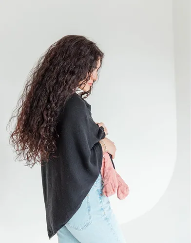 Vista 5 de Poncho transpirable para lactancia – Elegante bufanda multiusos para lactancia materna, funda de asiento de coche y manta de bebé para madres