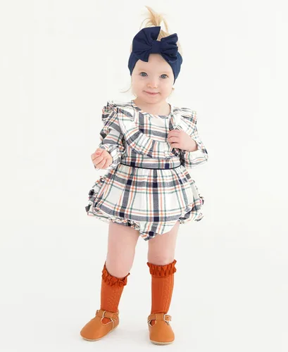 Vista 6 de RuffleButts Paquete de 3 calcetines hasta la rodilla con volantes para niñas