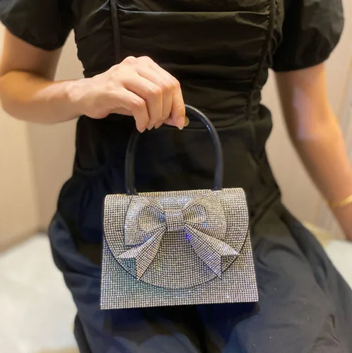 Vista 5 de Trisapu Bolso de noche para mujer, con lazo brillante, bolso de mano para boda, fiesta, monederos con diamantes de imitación con purpurina