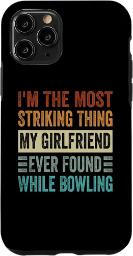 Vista 27 de I'm The Most Striking Thing My Girlfriend Ever Found Case for iPhone 16
