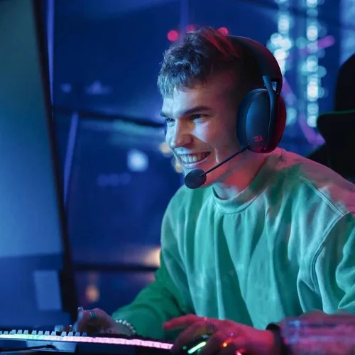 Vista 8 de Redragon H848 Auriculares inalámbricos Bluetooth para juegos, ligeros, sonido envolvente 7.1, controladores de 1.575in, micrófono desmontable