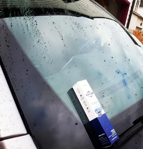 Vista 5 de Nanotech Surface Solutions Kit de cuidado de parabrisas, incluye repelente de lluvia para parabrisas (2 unidades), aumenta la visibilidad durante