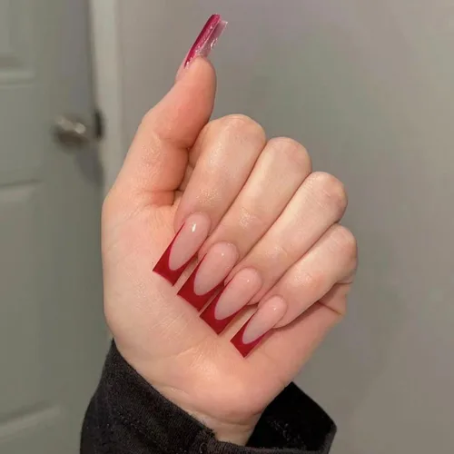 Vista 11 de 24 uñas postizas largas a presión de ataúd blanco y negro, uñas postizas reutilizables con diseño de patrón de ojos de cuadrícula de corazón, uñas