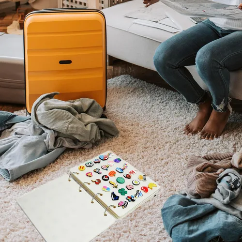 Vista 6 de HUHYNN Organizador de dijes de zapatos para Croc, soporte para dijes de zapatos con 120 agujeros para croc, organizador y almacenamiento en viajes a