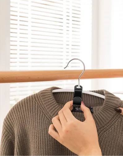 Vista 4 de 150 ganchos para colgar ropa, clips extensores de plástico resistente, ganchos de conexión de terciopelo, ganchos de suspensión en cascada para 150
