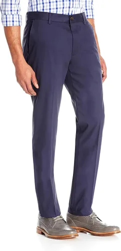 Vista 4 de Goodthreads, pantalón de vestir chino de hombre corte entallado antiarrugas