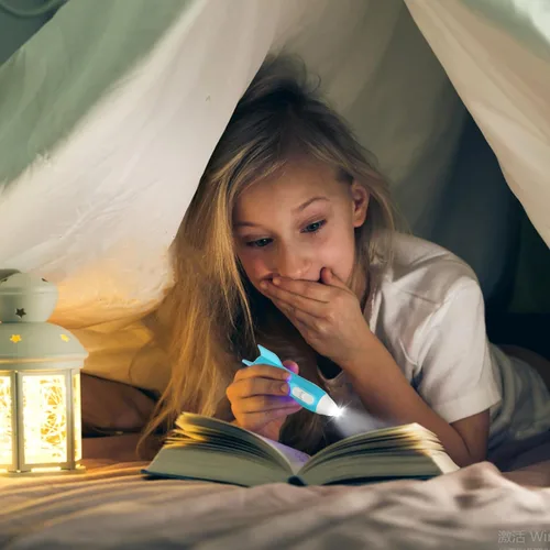 Vista 3 de 100 mini linternas de helicóptero, linterna LED de cohete, mini linternas a granel, linterna LED colorida, linternas pequeñas para niños, mini