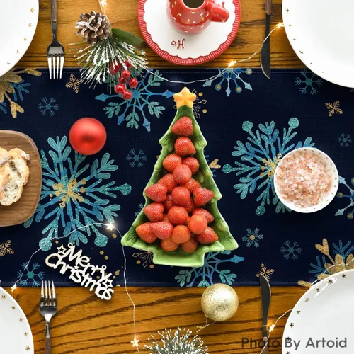 Vista 4 de Artoid Mode Camino de mesa hexagonal con copos de nieve azules de invierno, decoración de mesa de cocina para Navidad, para fiestas en el hogar al