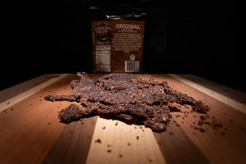 Vista 3 de Woodsman's Reserve Receta original pechuga cecina de ternera.