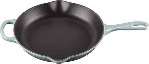 Vista 24 de Le Creuset Sartén de Hierro Fundido Esmaltado Signature con Mango de Hierro, 6.33", Cerise