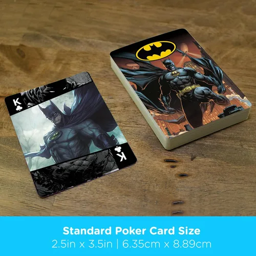 Vista 5 de Aquarius DC Comics - Juego de cartas de Batman tamaño estándar, baraja temática con 52 diseños de cómics únicos, regalo de mercancía coleccionable