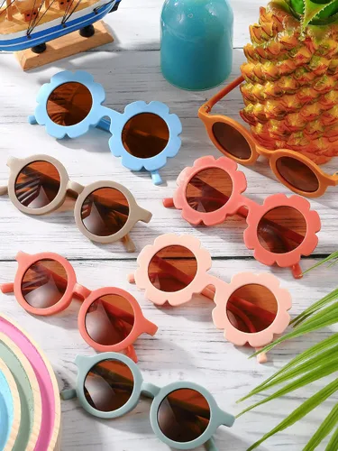 Vista 4 de Dunzy 16 pares de lentes de sol para niños y niñas, lindos lentes de sol redondos para fiestas en la playa, de 3 a 10 años