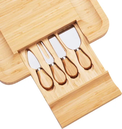 Vista 8 de Dynamic Gear. - Juego de tabla de quesos de bambú con juego de cuchillos en cajón deslizante que incluye 4 utensilios de acero inoxidable