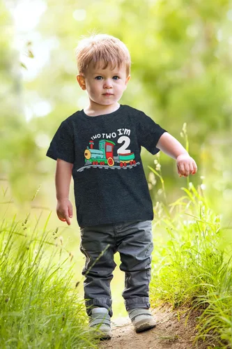 Vista 2 de Unordinary Toddler Camisa de 2 cumpleaños para niño Chugga Chugga Two Two Train im Two Year Old Second Birthday