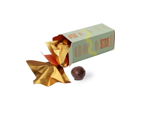 Vista 3 de Trufas de chocolate espresso Bajo en azúcar refinado, hechas con dátiles e ingredientes naturales Snack saludable para llevar 4 trufas/caja