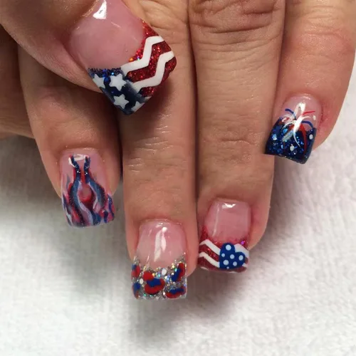 Vista 11 de 24 uñas postizas a presión con punta francesa, cuadradas, medianas, con brillantina, con diseño de degradado blanco, uñas postizas reutilizables