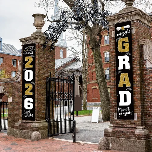 Vista 5 de Decoraciones de graduación 2026, cartel de porche negro dorado para clase de 2026, suministros de fiesta de graduados