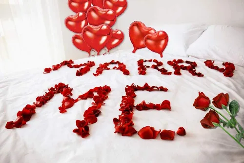 Vista 5 de kortes Kit de globos y globos de corazón con pétalos de rosa, decoraciones del día de San Valentín para fiesta