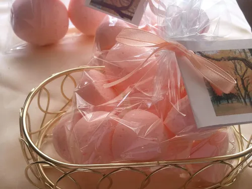 Vista 2 de 14 bombas para baño Spa Girl Fizzies con manteca de karité, ultra Hidratante (12 onzas), ideal para piel seca, todos los tipos de piel, envuelto a