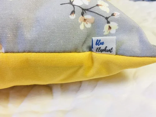 Vista 3 de Blue Elephant LLC Handmade Pillows with Cherry Flower Design 20 in x 20 in