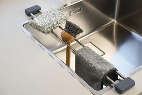 Vista 2 de Sanni Shoo drip.line Pure - Bandeja de goteo ajustable - Estante de cocina práctico y multifuncional para almacenar paños de cocina y cepillos