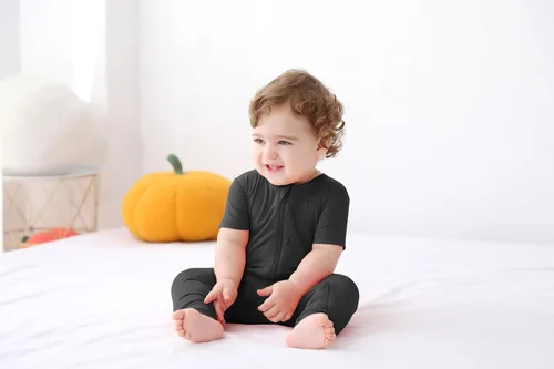 Vista 6 de GUISBY Rayon of Bamboo Baby Short Sleeve Footless Pajamas Negro