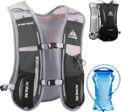 Vista 12 de Azarxis Hydration Running Vest Backpack Pack 5L 5.5L for Women and Men Jogging Trail Race Marathon Cycling Hiking