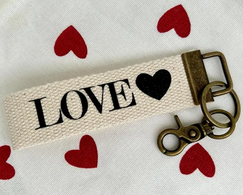 Vista 2 de Jules Productos Pulsera Llavero Fob Love (con Corazón), Crema