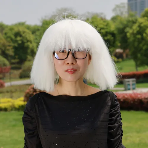 Vista 2 de ColorGround Peluca corta blanca para cosplay con gafas para Halloween