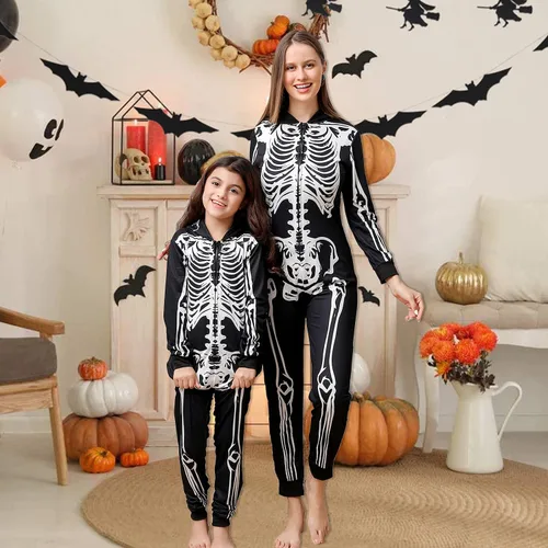 Vista 4 de ANGELGGH Family Matching Halloween Onesie Pajamas, Funny Skeleton Printed Hooded Zipper PJs Loungewear for MenWomenKids