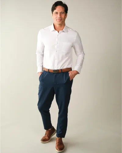 Vista 5 de &COLLAR Camisa de vestir de manga larga para hombre de alto rendimiento y ajuste atlético