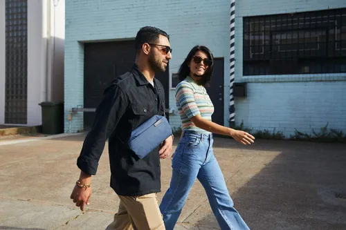 Vista 6 de Bellroy Bolso bandolera pequeño (bolso cruzado pequeño para mujeres, hombres, 4L) - Melbourne negro