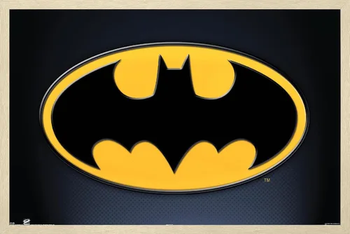 Vista 7 de Trends International DC Comics - Póster de pared de Batman con símbolos, 14.725 x 22.375 pulgadas, versión enmarcada de madera de granero