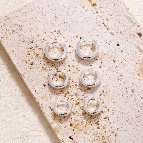 Vista 3 de CONRAN KREMIX Aretes de aro pequeños y gruesos de oro, ligeros, para mujeres y niñas