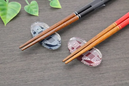 Vista 6 de Ishida WABIYORI 60181 Tsukiyama - Palillos para parejas, incluye soporte para palillos