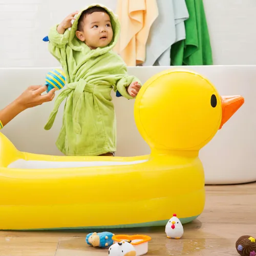 Vista 4 de Pato Munchkin White inflable para bañera, Total 1, Duck