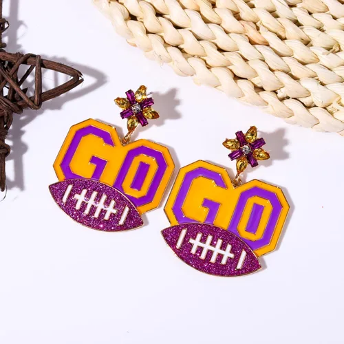 Vista 5 de Aretes de fútbol para mujer, aretes colgantes de diamantes de imitación para el día del partido, divertidos aretes colgantes para equipo deportivo