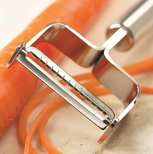 Vista 3 de Batidor Kuhn Rikon de 25,4 cm para crear burbujas con mango inoxidable, Manija de acero inoxidable, Stainless
