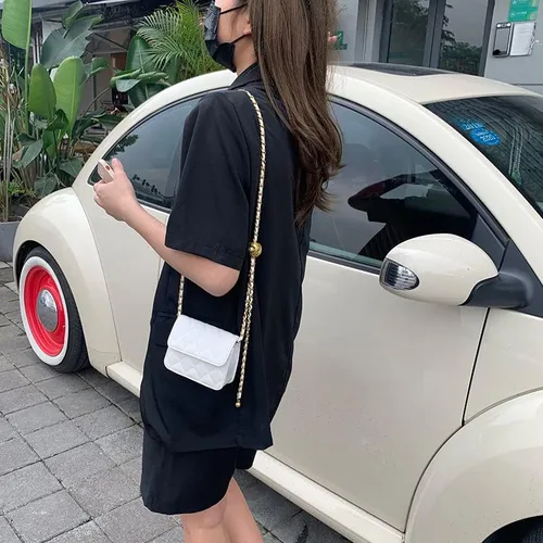 Vista 5 de Mini bolso de cintura para mujer, bolso de cintura pequeño de moda para mujer, accesorios Y2K de moda, Blanco, Moderno