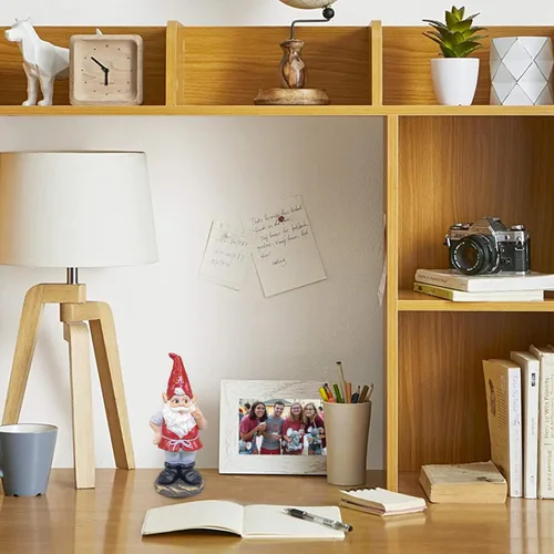 Vista 4 de Alabama Crimson Tide Gnomo - Figura de resina para decorar el dormitorio, apartamento universitario, regalo ideal para vacaciones, graduación