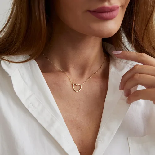 Vista 4 de LEXODY Collar de corazón delicado con dije de corazón pequeño, gargantilla chapada en oro de 14 quilates, lindo collar de cadena de corazón abierto
