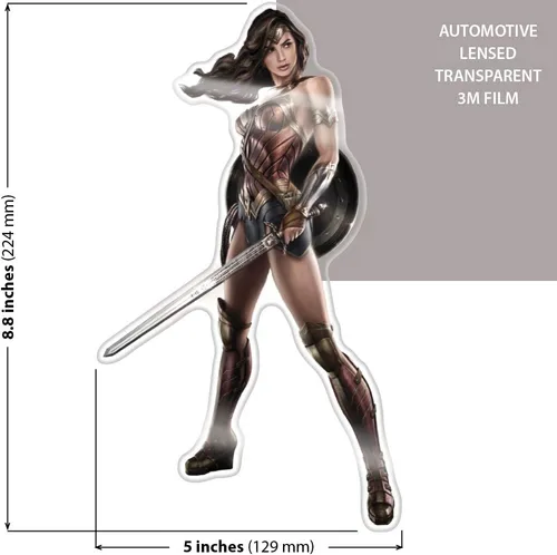 Vista 2 de Fan Emblems Batman vs Superman: El amanecer de la justicia Calcomanía transparente dorada para auto - Personaje de Mujer Maravilla