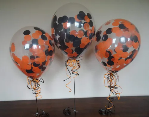 Vista 6 de Globos rellenos de confeti negro de 1 pulgada o decoración de fiesta de mesa, 5000 piezas
