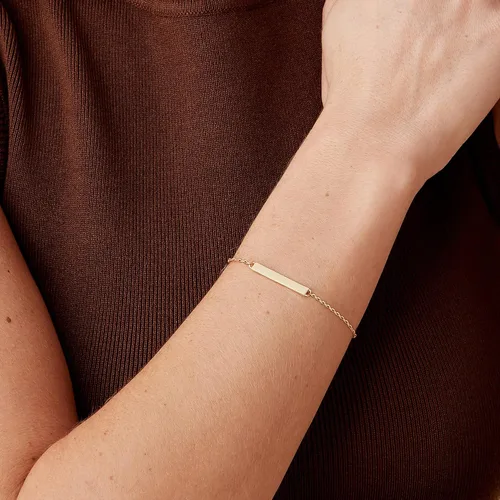 Vista 4 de PAVOI Pulsera de cadena ligera chapada en oro de 14 quilates Pulseras de eslabón de bordillo y cadena de cable para mujer