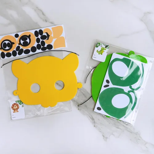 Vista 6 de Winlyn 27 juegos de máscaras de animales de la selva, kits de manualidades, máscaras faciales de animales de safari, máscaras de espuma para fiestas