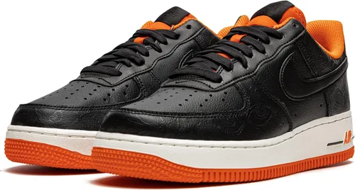 Vista 2 de Nike Air Force 1 Halloween Edición limitada DC8891-001