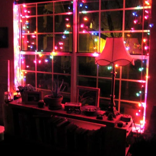 Vista 6 de Holiday Essence 140 luces musicales de Navidad multicolor, 25 canciones, 8 funciones, 31.2 pies de longitud Varios